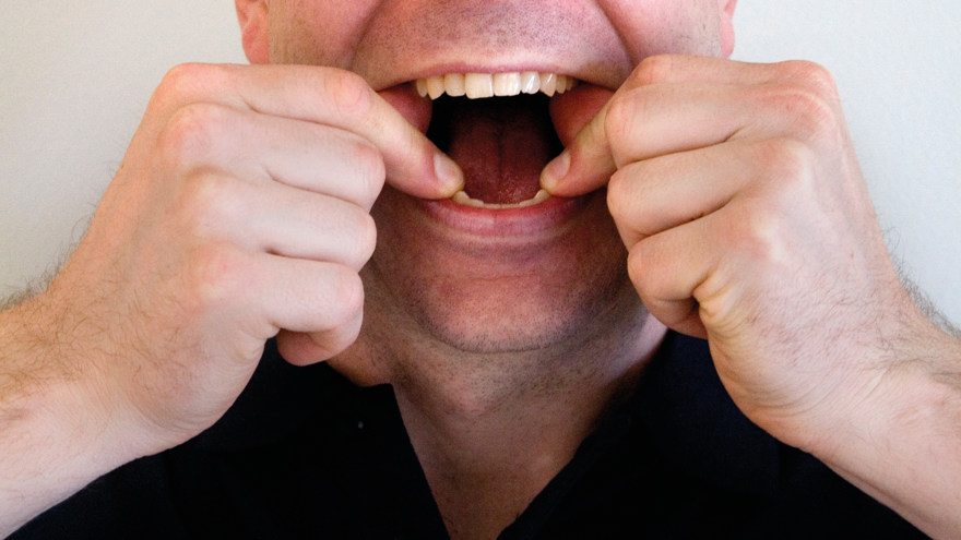 Bild som visar rörelseträning för käken